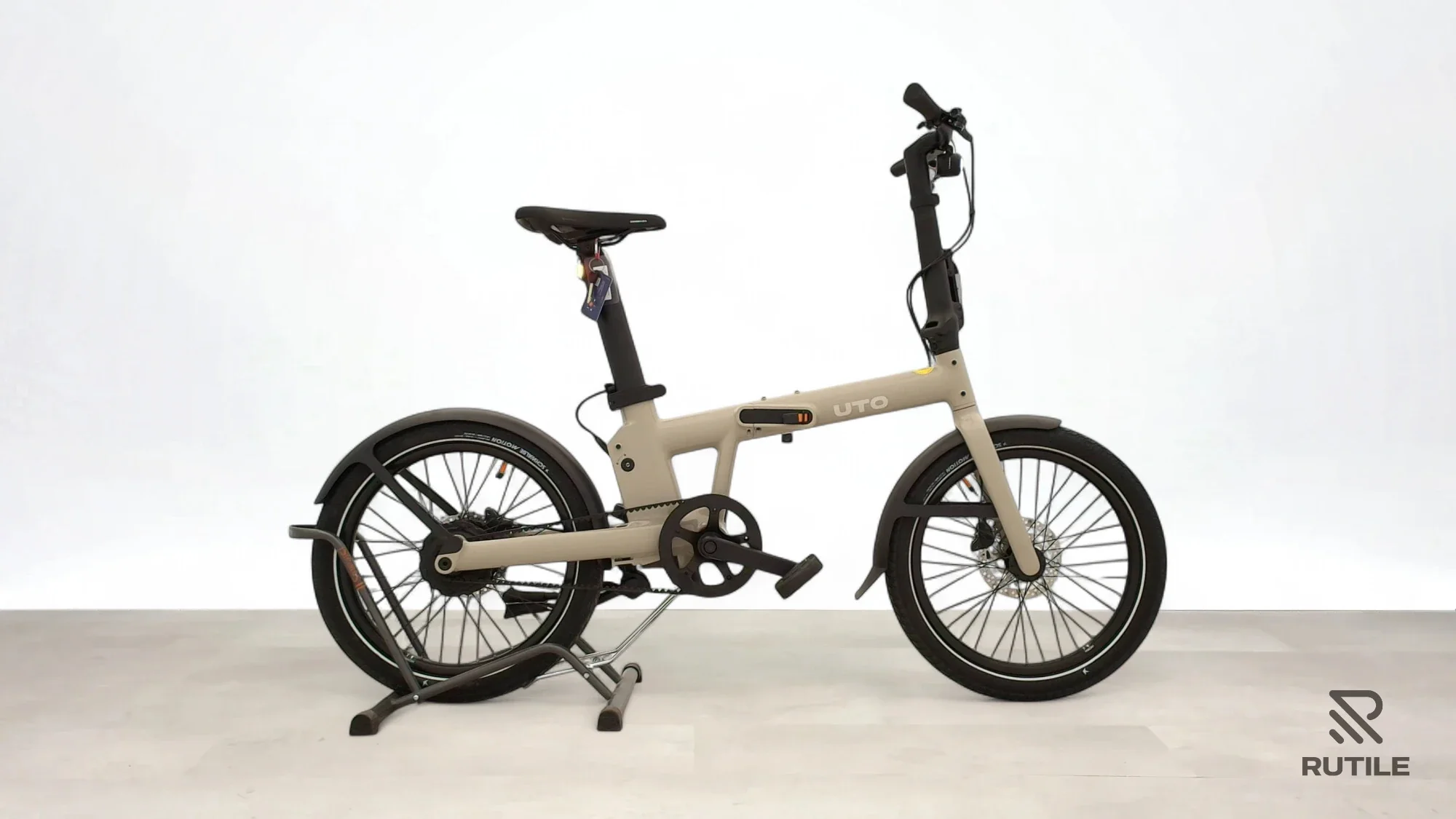 UTO PRO20 Taupe Satin - Image 2