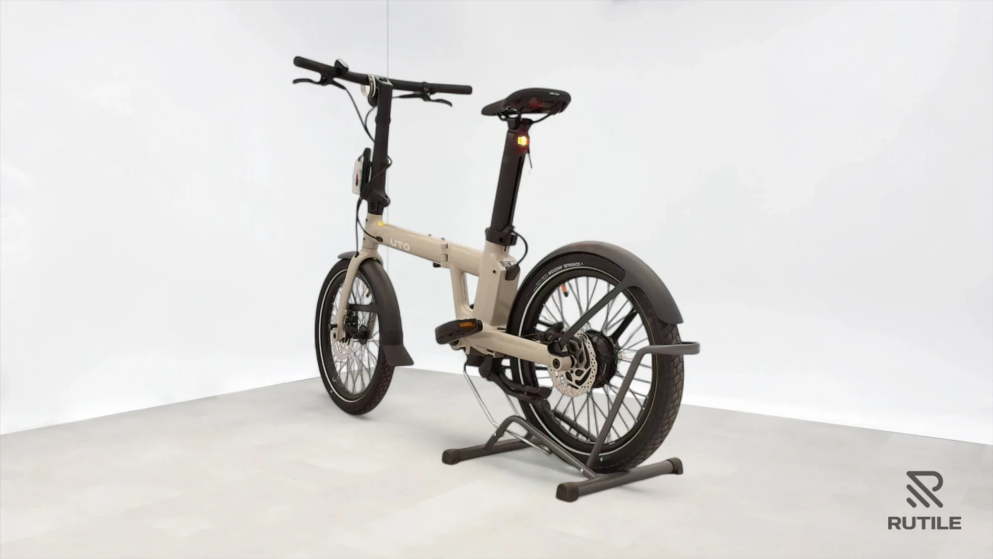 UTO PRO20 Taupe Satin - Image 4