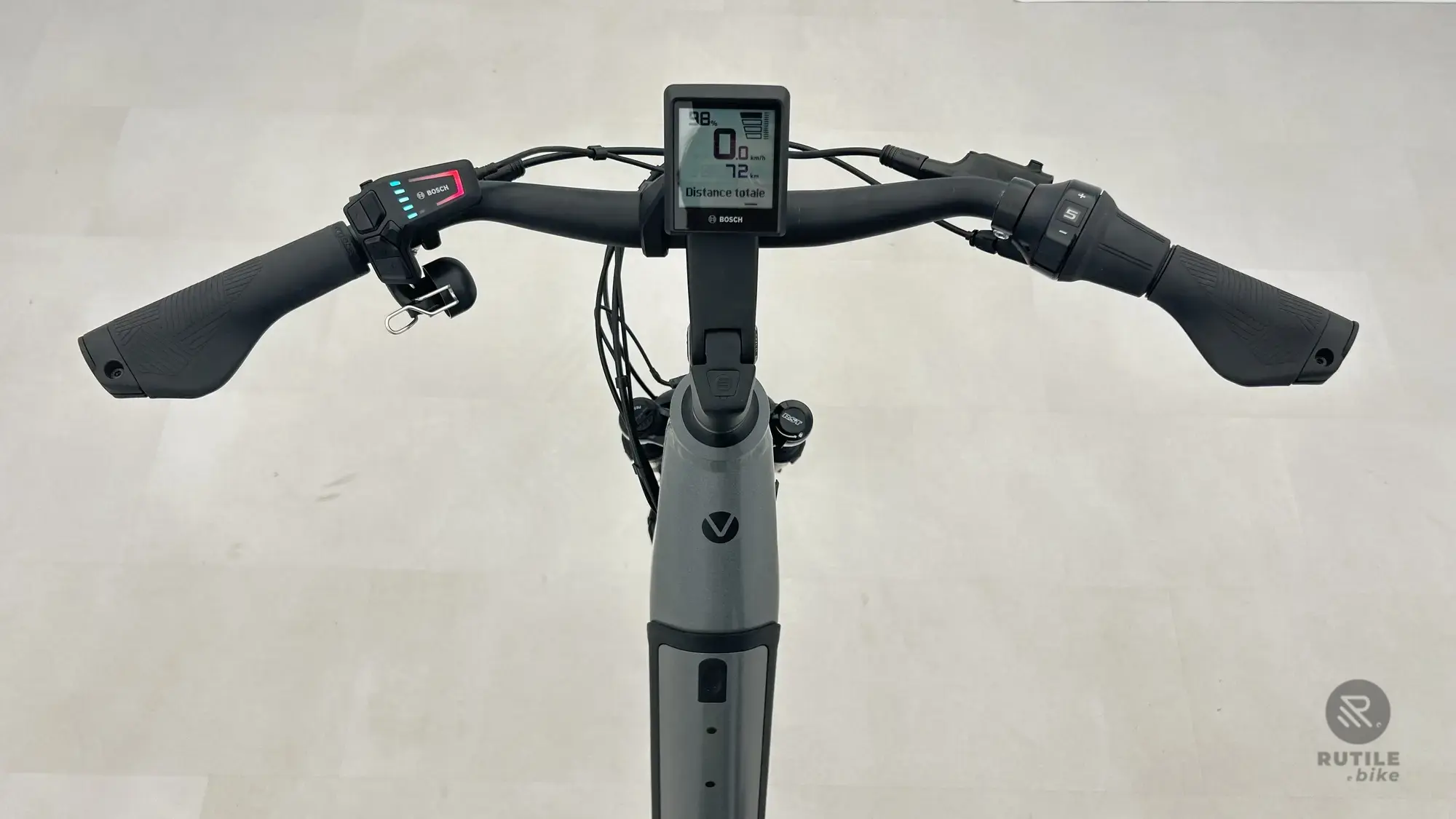 Velo De Ville AEB890 - Image 9